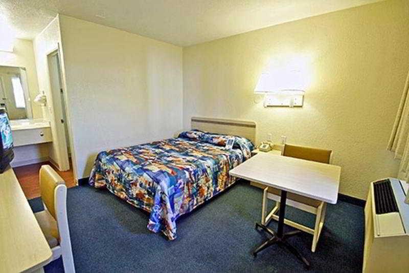 North Charleston Lodge Экстерьер фото